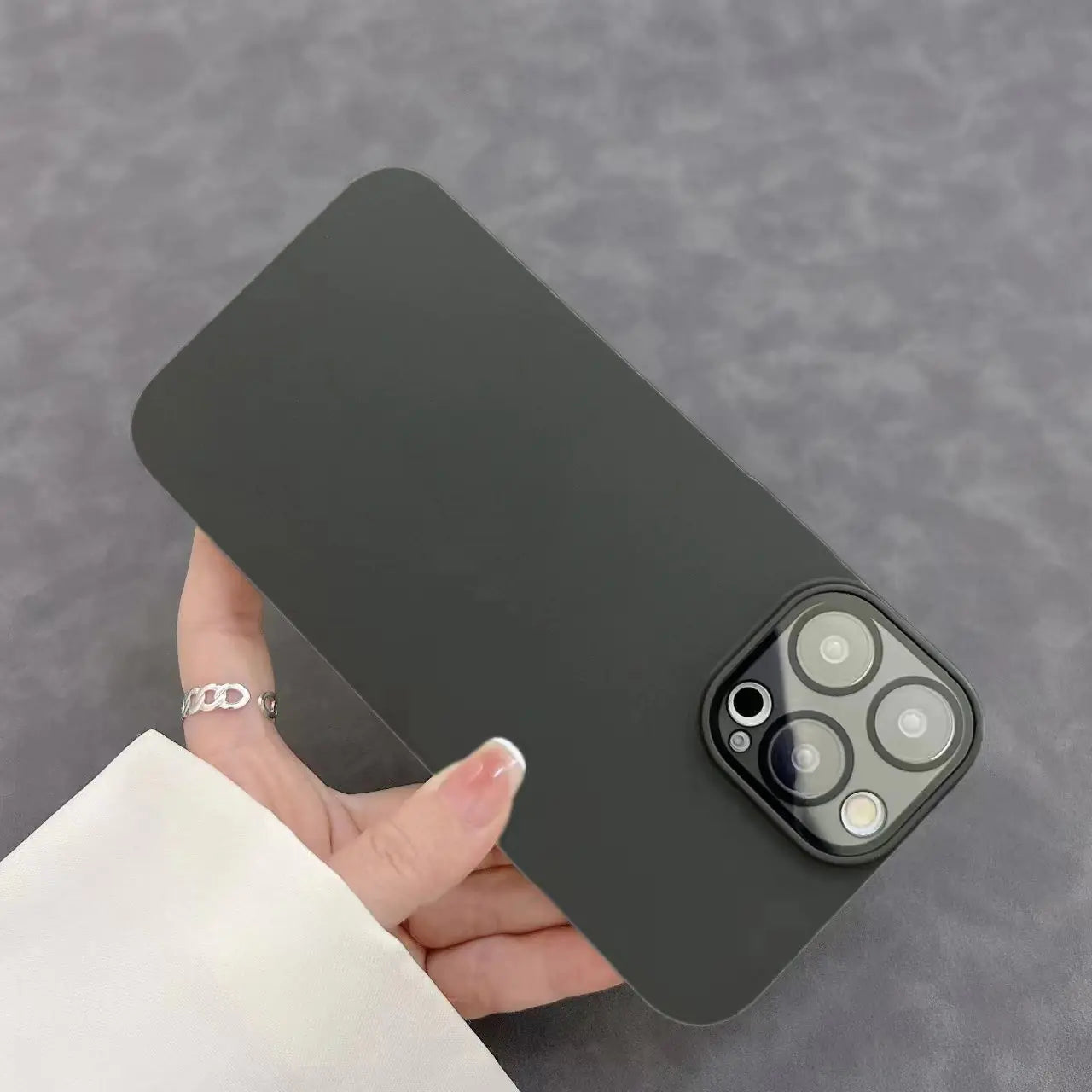 Ultra-Thin Matte Phone Case for iPhone 13/14/15 Pro Max